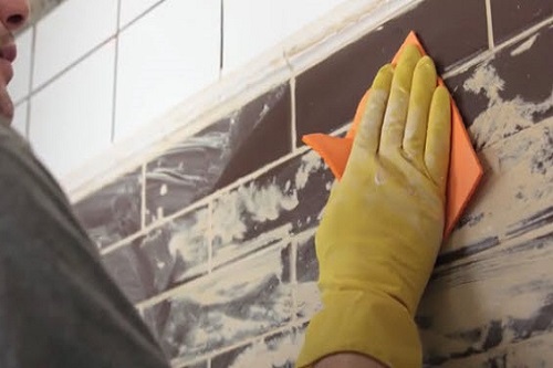 Backsplash tiling